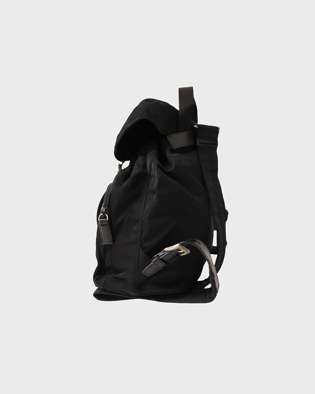 PRADA 三角ロゴ金具ナイロンリュック | Hedy