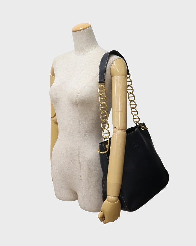 PRADA ロゴ刻印レザーチェーンショルダーバッグ | Hedy