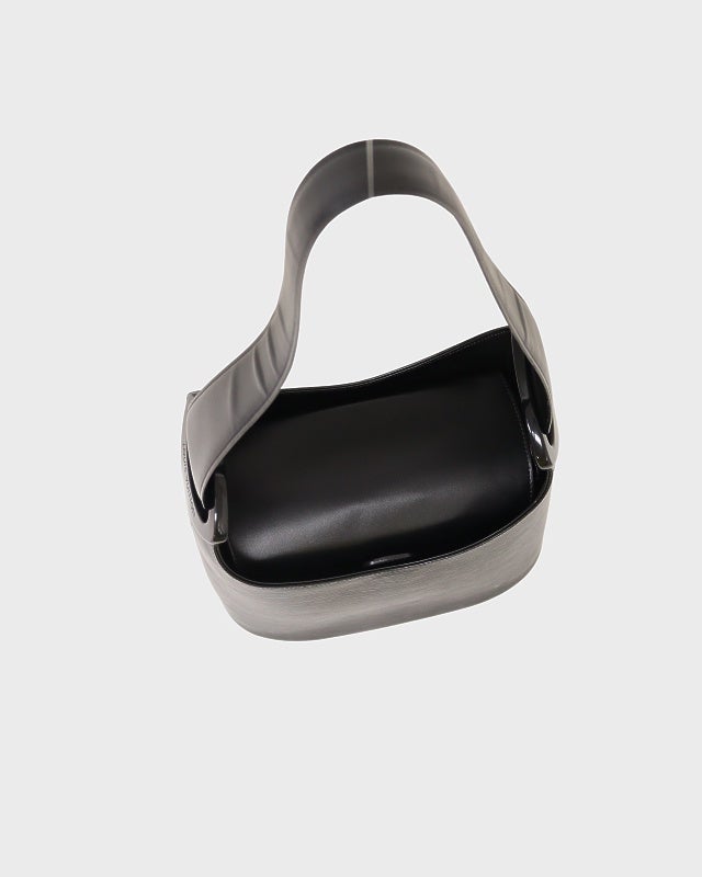 ❣️ルイヴィトン❣️エピ•ヴェルソー✨ショルダーバッグ✨ノワール【美品】 LOUIS VUITTON エピライン ヴェルソー | Hedy