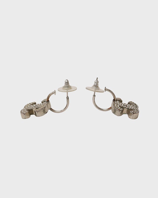 CHANEL COCOパンチングピアス | Hedy