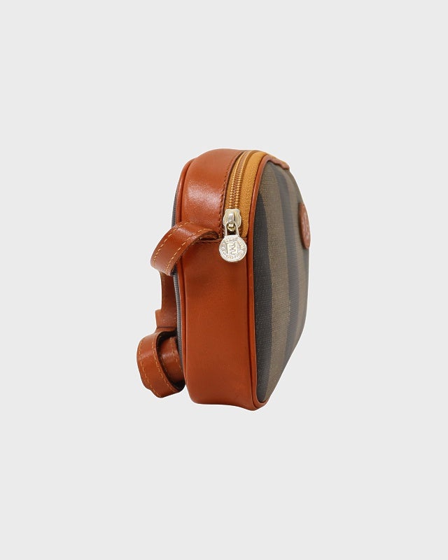 【ake】 ■未使用級■ FENDI ペカン　ショルダーバッグ　 レザー FENDI ぺカン柄ショルダーバッグ | Hedy