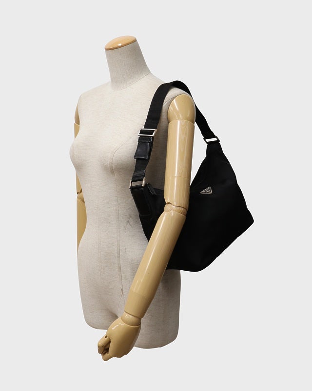PRADA 三角ロゴ金具ナイロンワンショルダーバッグ | Hedy