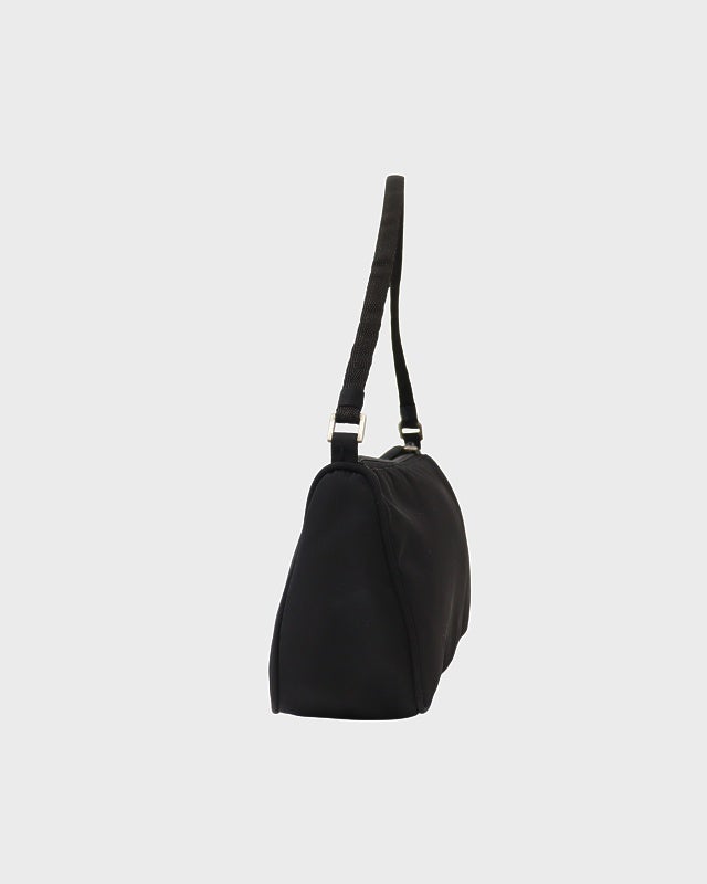 PRADA 三角ロゴ金具ナイロンワンショルダーバッグ | Hedy