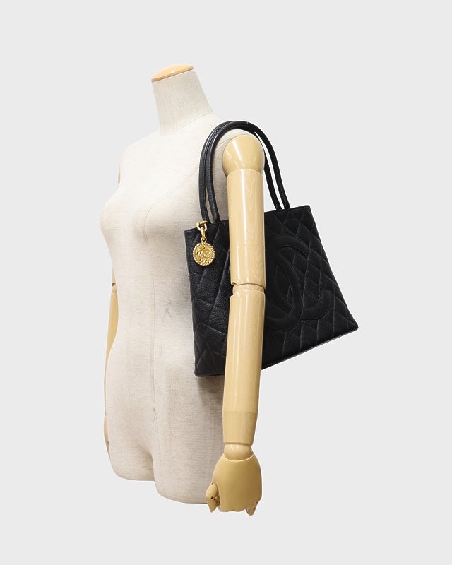 CHANEL キャビアスキン復刻トートバッグ | Hedy
