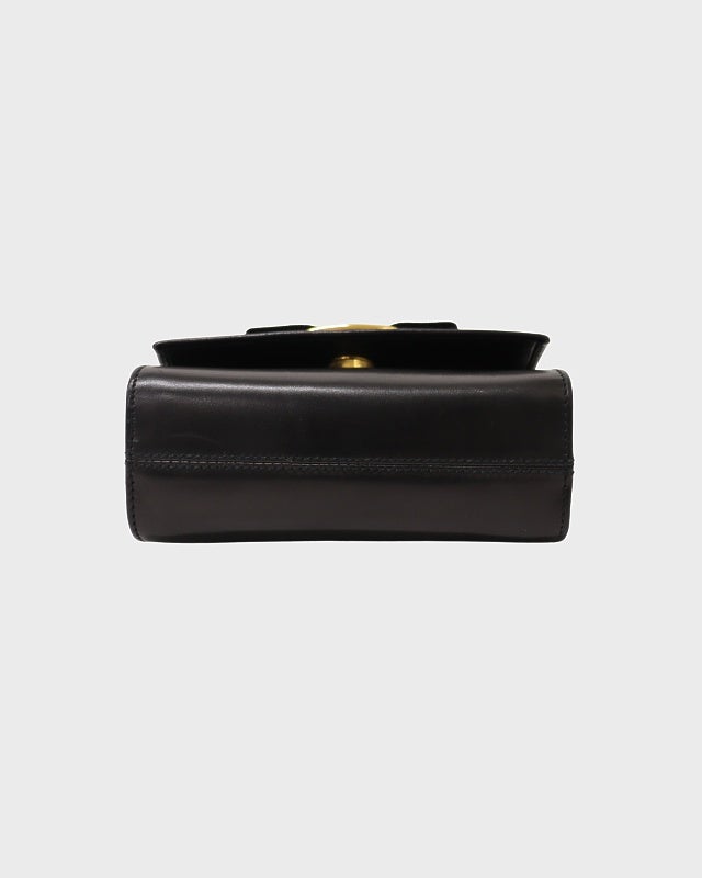 Ferragamo VARA金具チェーンショルダーバッグ | Hedy