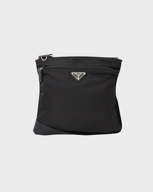 PRADA ナイロンショルダーバッグ PRADA 三角ロゴ金具ナイロンショルダーバッグ | Hedy