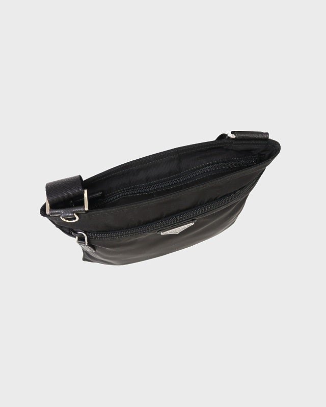 PRADA 三角ロゴ金具ナイロンショルダーバッグ | Hedy