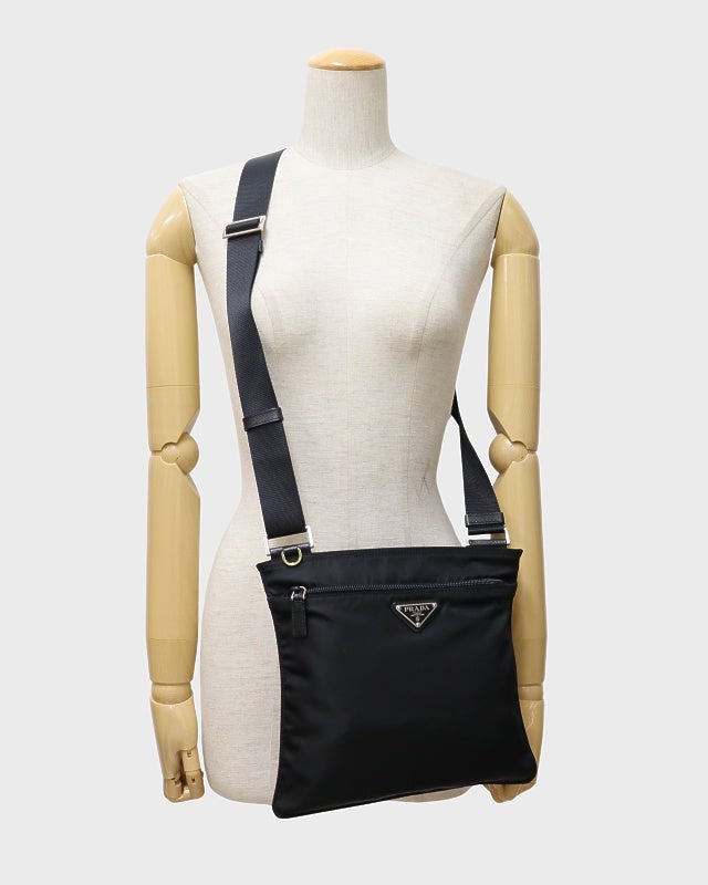PRADA プラダ ショルダーバッグ ナイロン 三角ロゴ PRADA 三角ロゴ金具ナイロンショルダーバッグ | Hedy