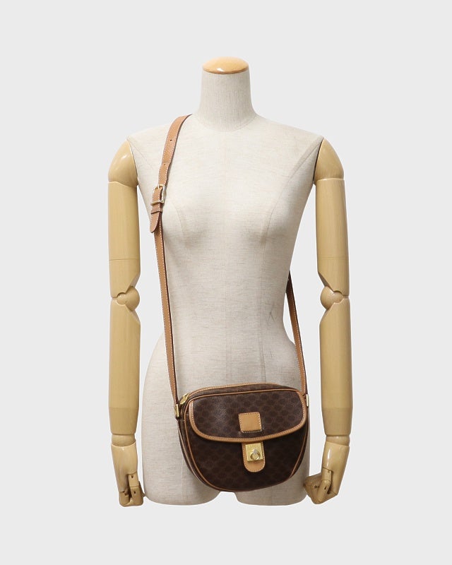 CELINE マカダム柄ガンチーニ金具ショルダーバッグ | Hedy