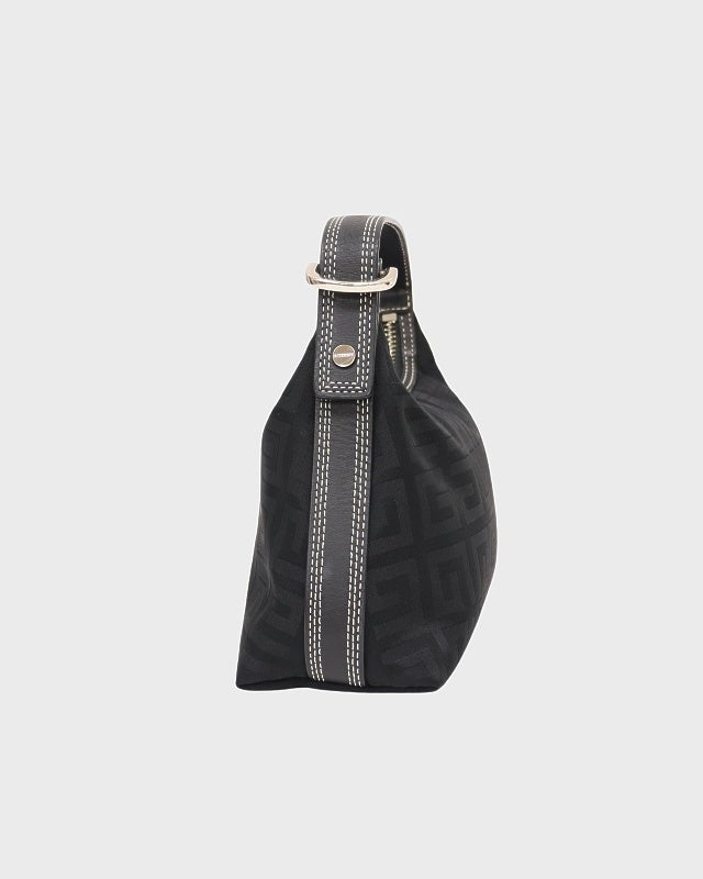 GIVENCHY ジバンシー ハンドバッグ ナイロン チャーム ブラック ロゴ GIVENCHY ロゴナイロンミニハンドバッグ | Hedy
