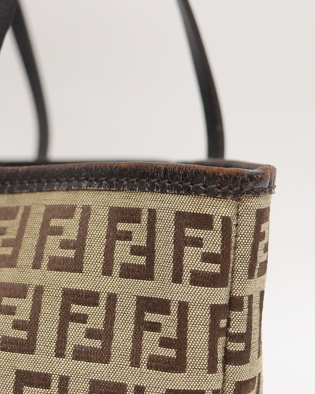 【FENDI】ハンドバッグ　ズッキーノ柄　生成色　キャンバス FF金具 自立 FENDI ズッキーノ柄ハンドバッグ | Hedy