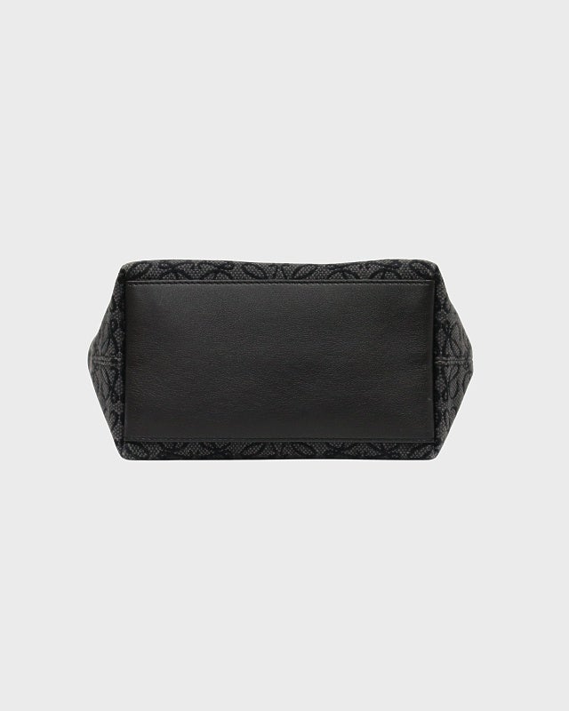 LOEWE キュービィ リピートアナグラム | Hedy