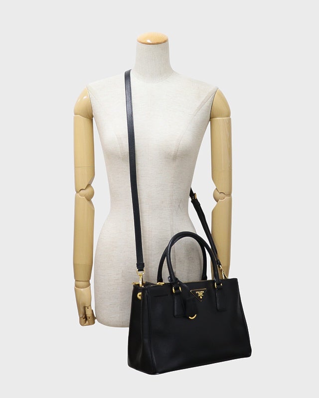 PRADA ロゴ金具サフィアーノ2Wayバッグ | Hedy