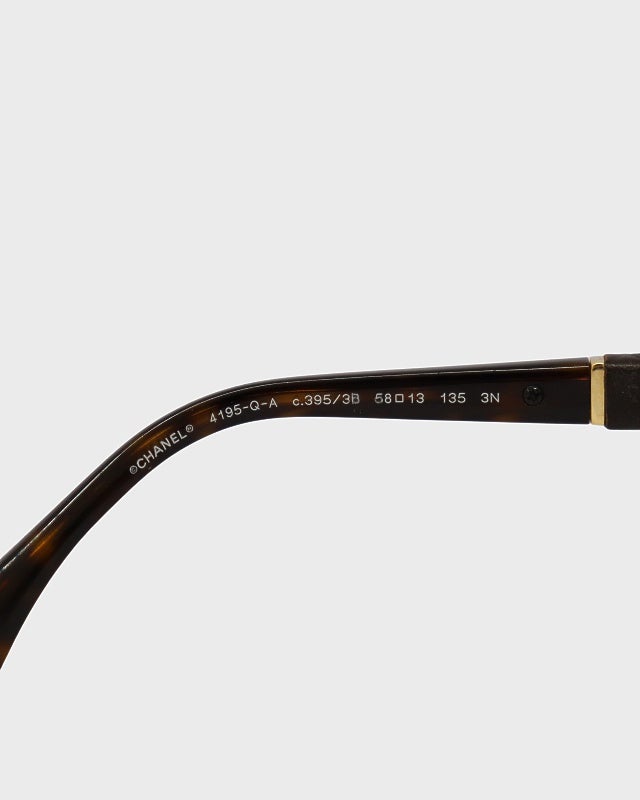 CHANEL ティアドロップサングラス | Hedy