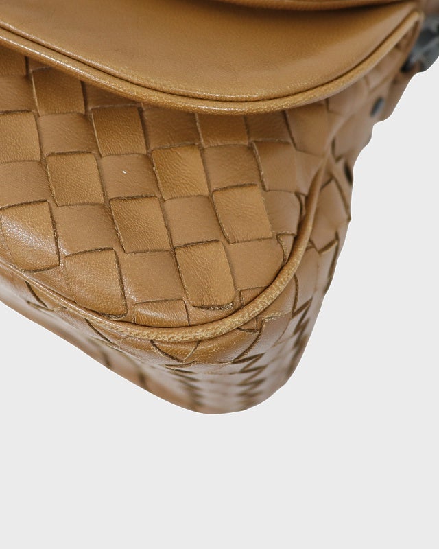 BOTTEGA VENETA イントレチャートWフラップワンショルダーバッグ | Hedy