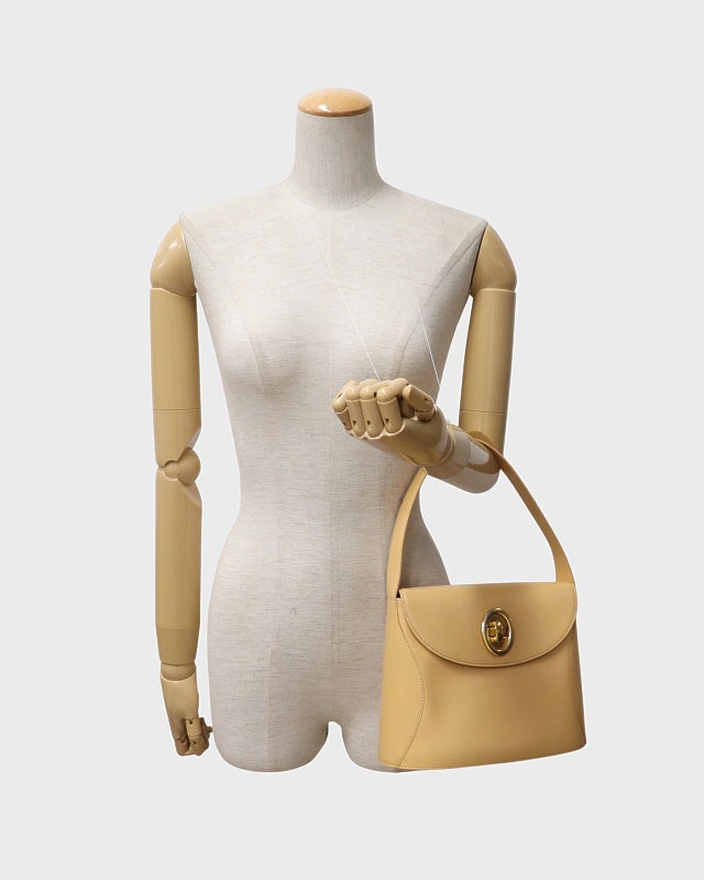 DIOR CDターンロックレザーハンドバッグ | Hedy