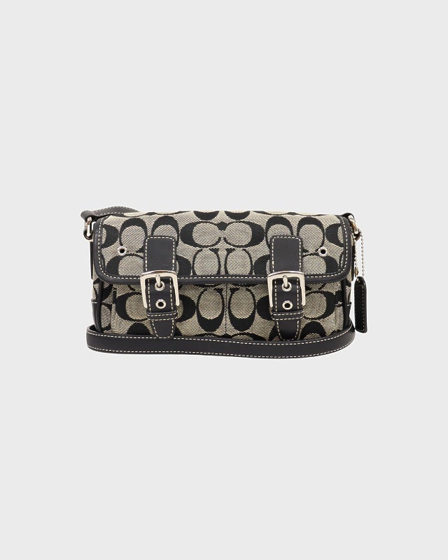 COACH シグネチャーショルダーバッグ | Hedy