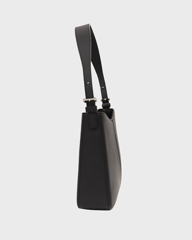 BURBERRY レザーワンショルダーバッグ | Hedy