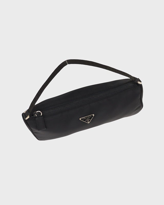 PRADA 三角ロゴ金具ナイロンワンショルダーバッグ | Hedy