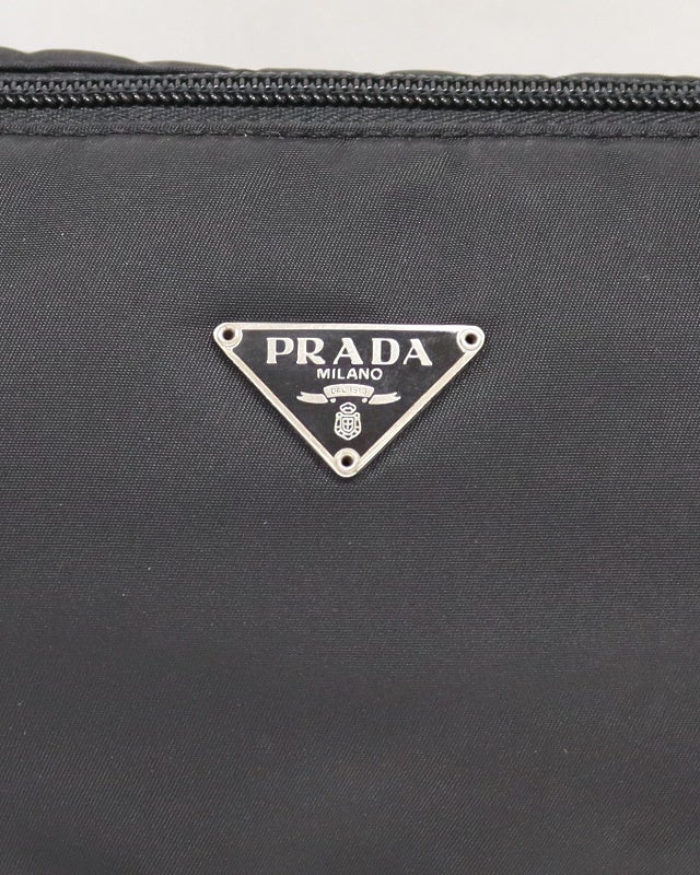 PRADA 三角ロゴ金具ナイロンワンショルダーバッグ | Hedy