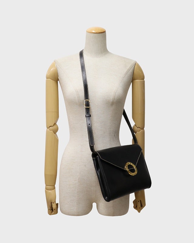 CELINE サークルロゴステッチレザーショルダーバッグ | Hedy