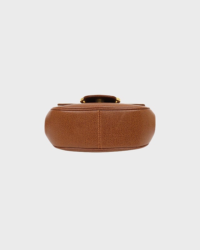 Ferragamo ガンチーニ金具レザーショルダーバッグ | Hedy
