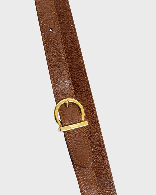 Ferragamo ガンチーニ金具レザーショルダーバッグ | Hedy