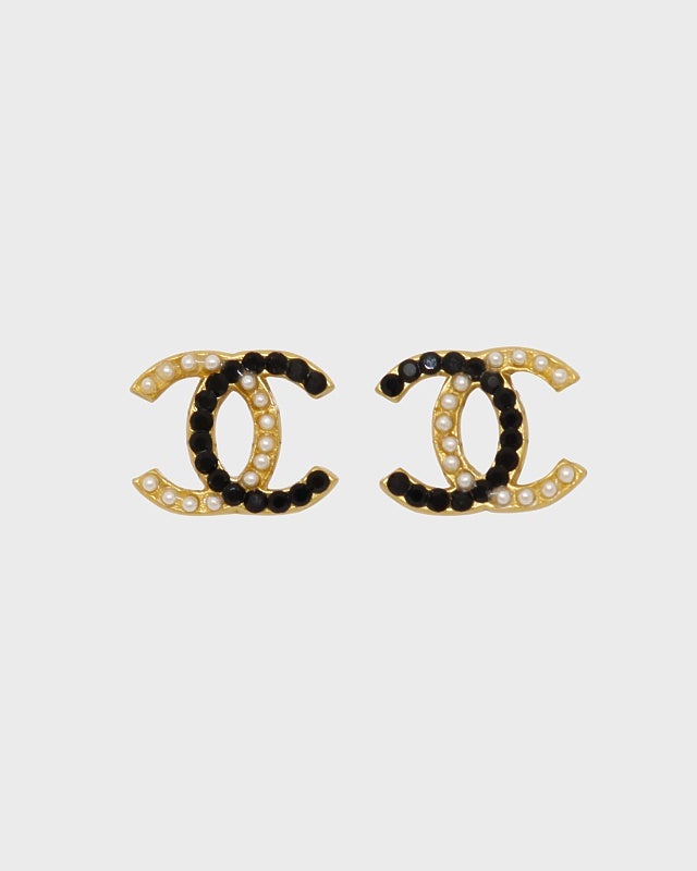 CHANEL ピアス　ノベルティ　COCO 大きめ　ラインストーン　パール CHANEL COCOラインストーンパールピアス | Hedy