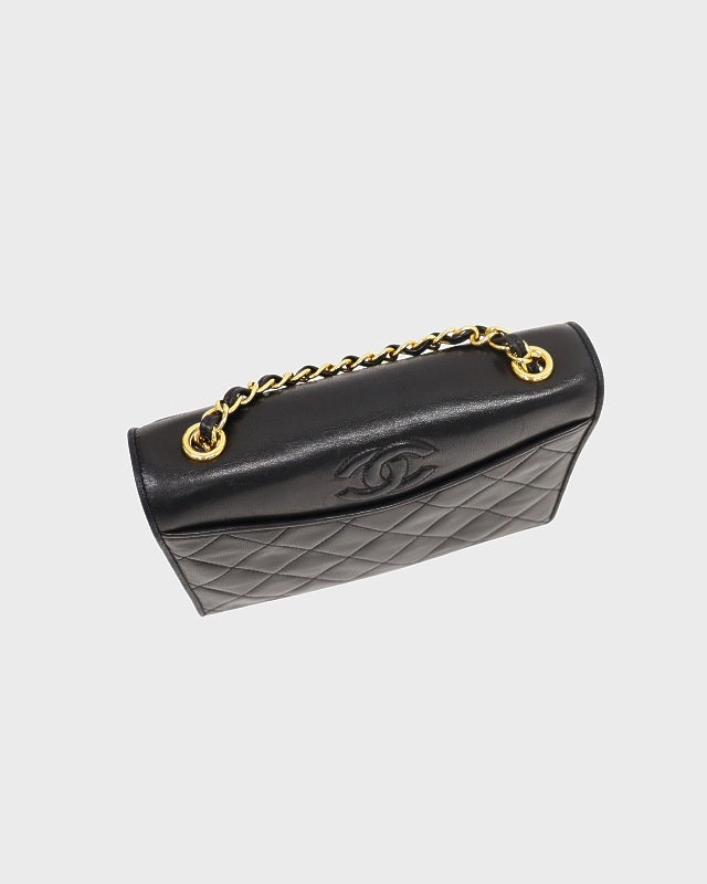 CHANEL マトラッセチェーンショルダーバッグ | Hedy