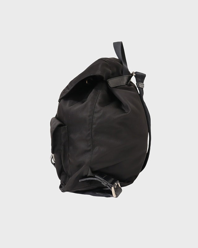 PRADA 三角ロゴ金具ナイロンリュックサック | Hedy