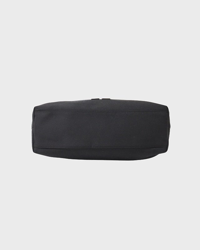 GIVENCHY ロゴ金具ワンショルダーバッグ | Hedy