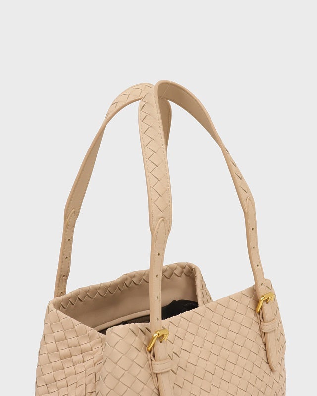 BOTTEGA VENETA イントレチャートハンドバッグ | Hedy