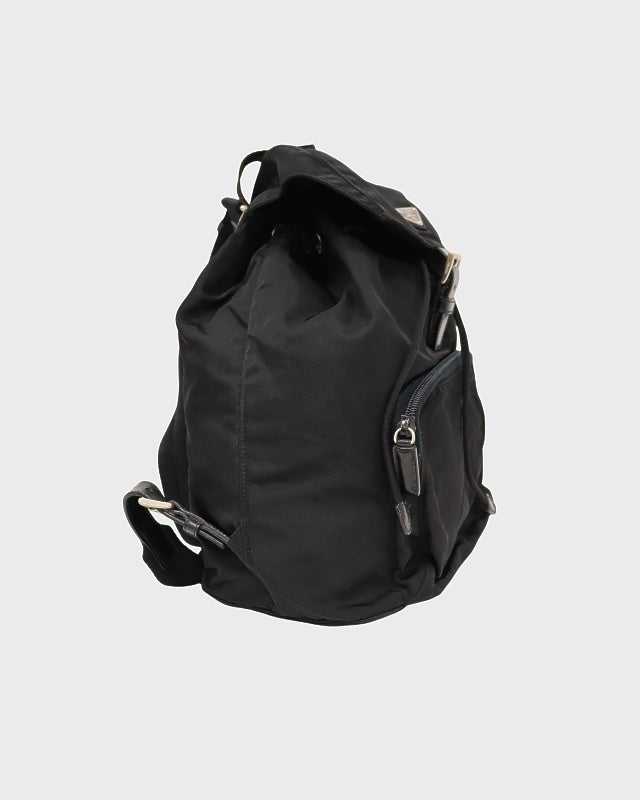 PRADA 三角ロゴ金具ナイロンリュックサック | Hedy