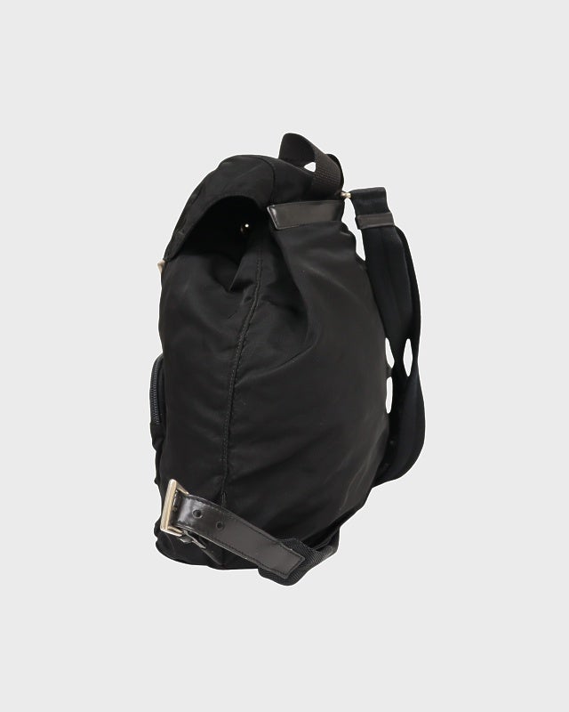 PRADA 三角ロゴ金具ナイロンリュックサック | Hedy