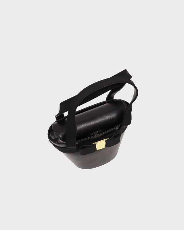 Ferragamo VARA金具レザーハンドバッグ | Hedy