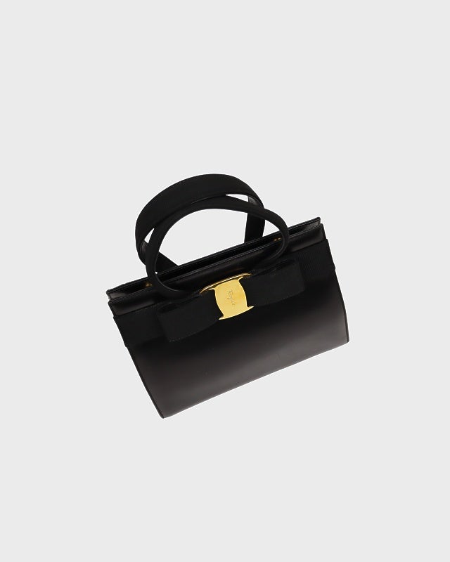 【超超レア・美品・90's】Ferragamo VARA金具　ハンドバッグ Ferragamo VARA金具レザーハンドバッグ | Hedy