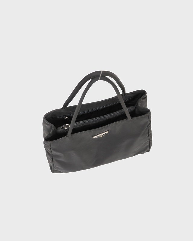 PRADA 三角ロゴ金具ナイロントートバッグ | Hedy