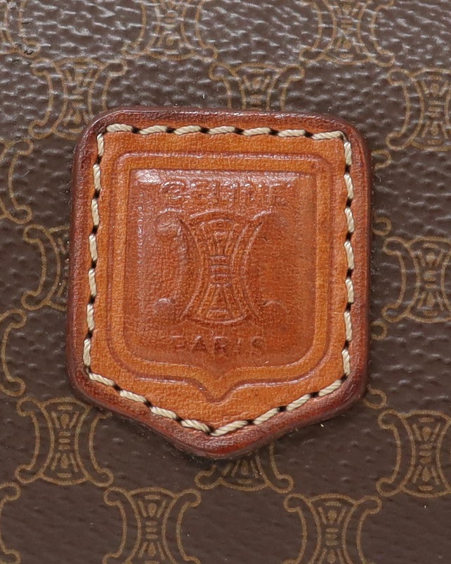 CELINE マカダム柄 Pコート 36 ハンガー付 CELINE マカダム柄ブラゾン刻印パピヨン型ハンドバッグ | Hedy