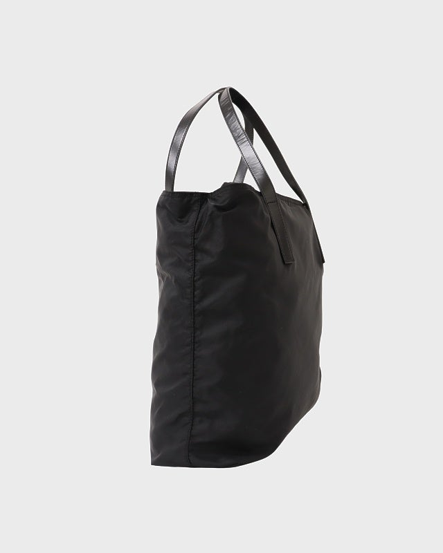 PRADA 三角ロゴ金具ナイロントートバッグ | Hedy