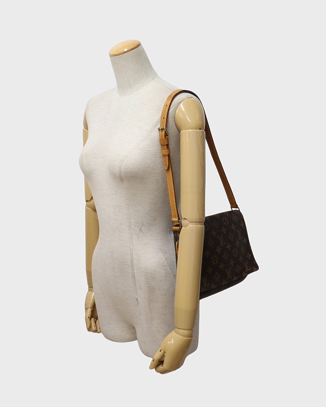LOUIS VUITTON モノグラム ミュゼットタンゴ ショート | Hedy