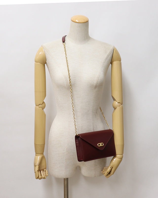 CELINE トリオンフレザーチェーンウォレット | Hedy
