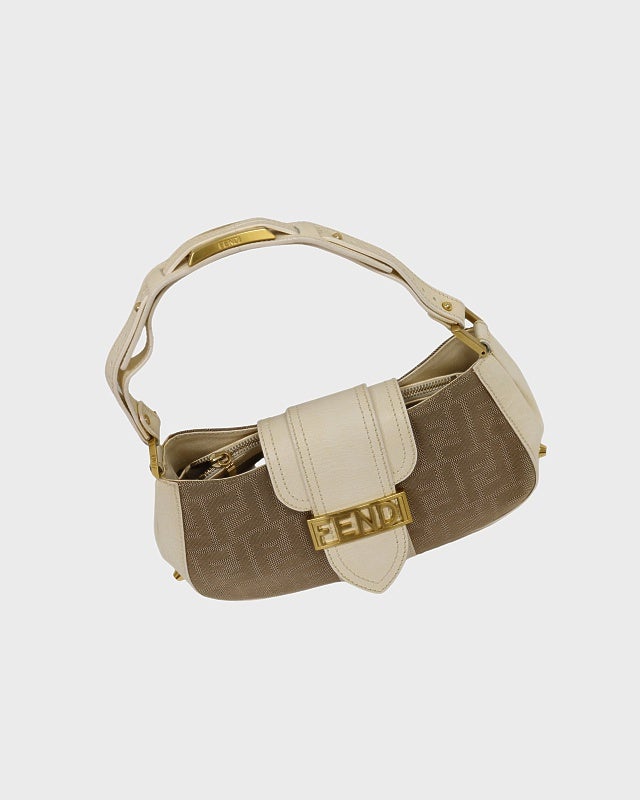 FENDI ズッカ柄 ショルダーバッグ FENDI ズッカ柄キャンバスレザースタッズワンショルダーバッグ | Hedy