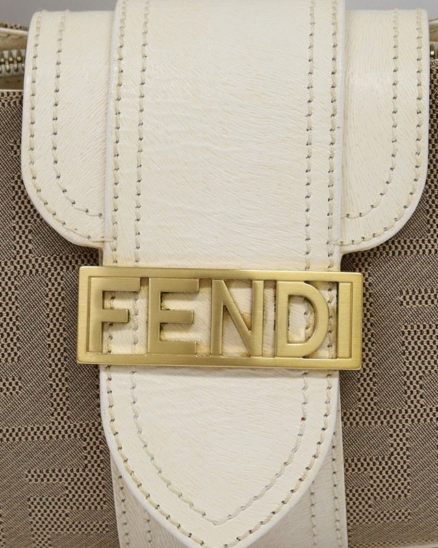 FENDI ズッカ柄キャンバスレザースタッズワンショルダーバッグ | Hedy