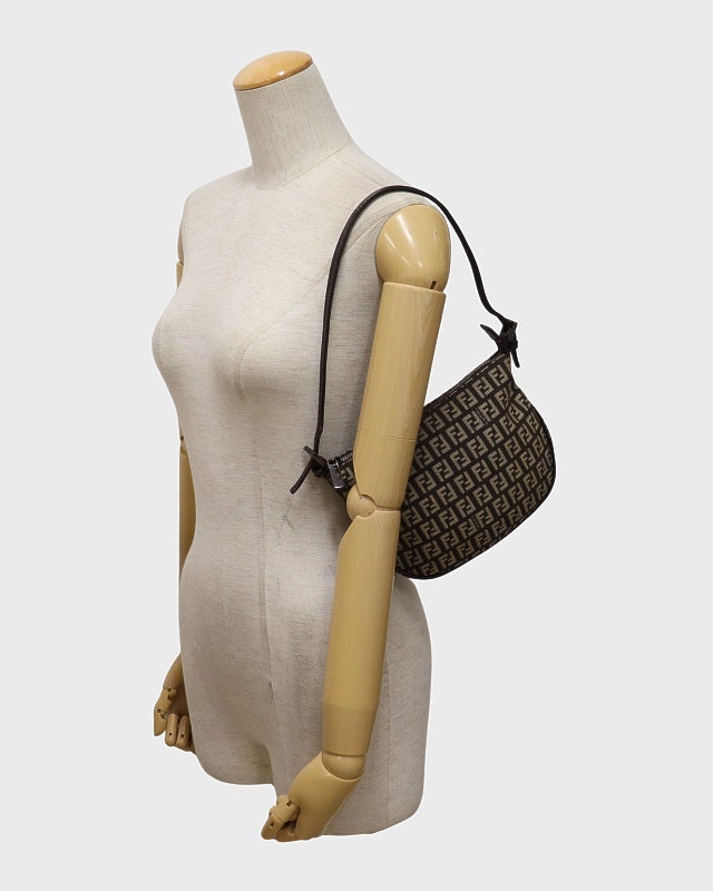 FENDI ズッキーノ柄ワンショルダーバッグ | Hedy