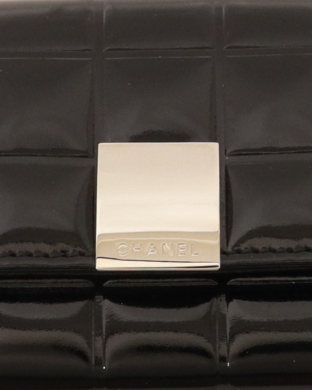 ［正規品］美品　CHANEL キーケース　チョコバー　シリアルシール付き CHANEL チョコバーキーケース | Hedy
