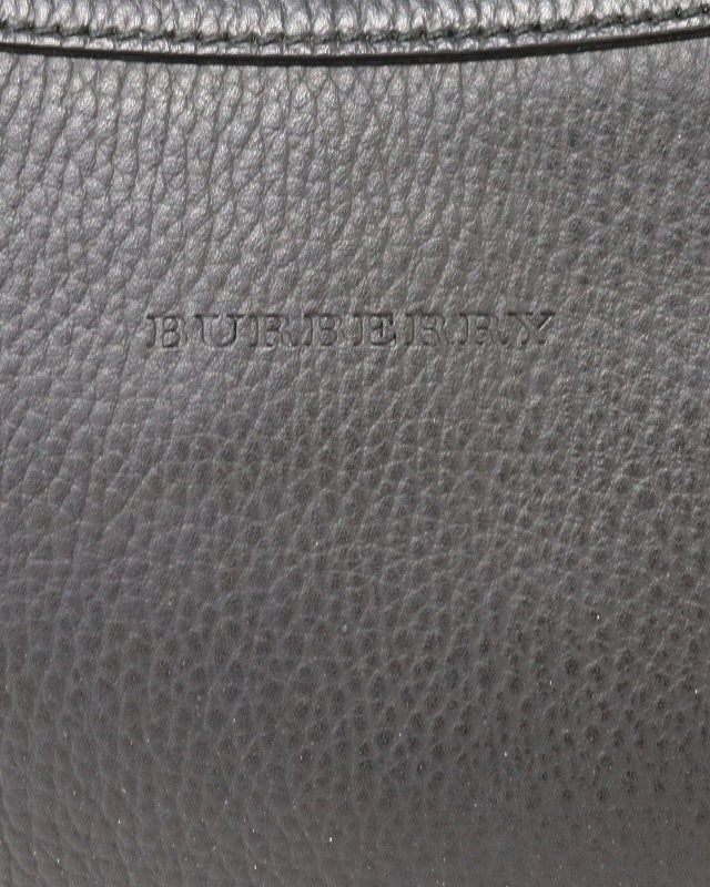 BURBERRY ロゴ刻印レザーワンショルダーバッグ | Hedy