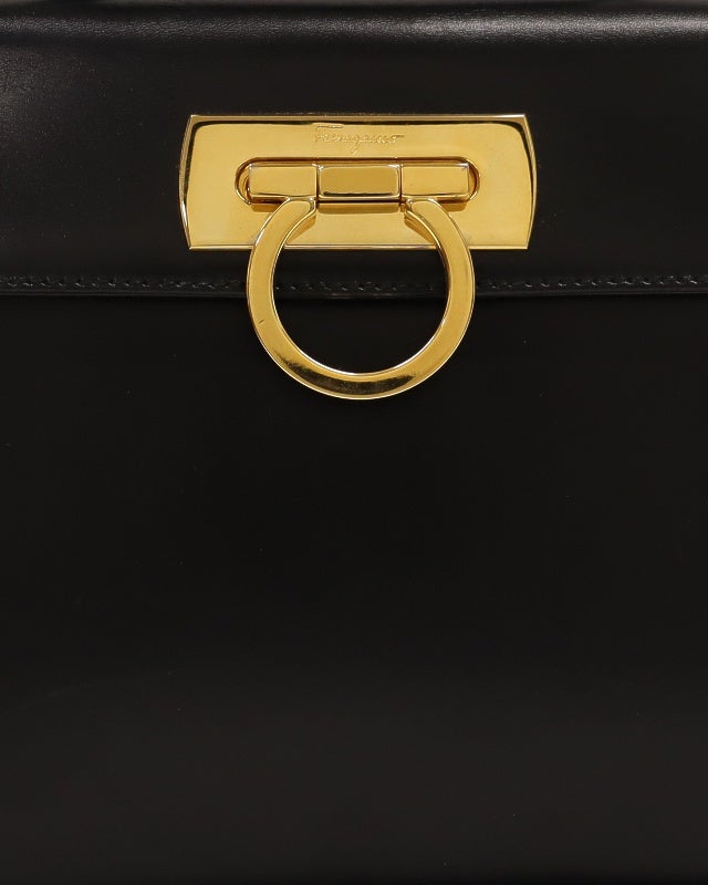 Ferragamo ガンチーニ金具2Wayバッグ | Hedy