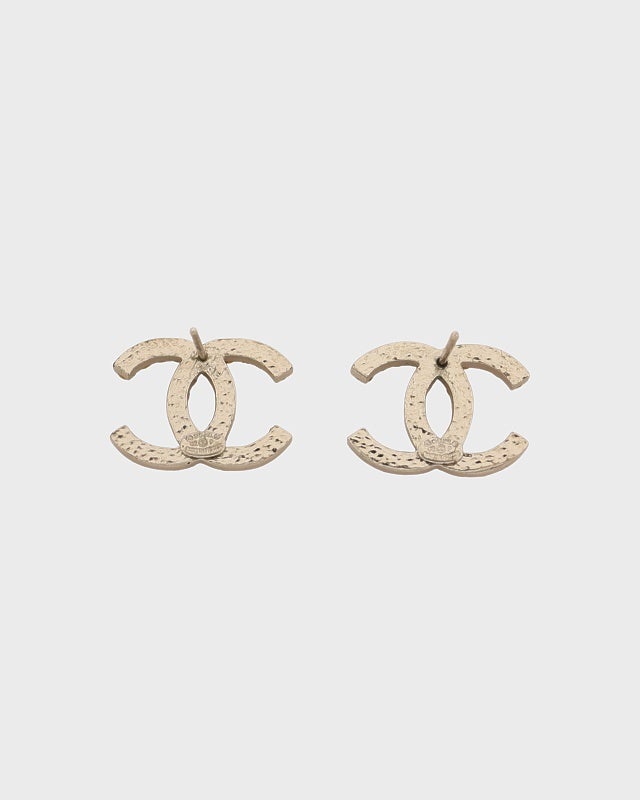 ぱぷちゃん♡CHANEL　ラインストーン　ミニサイズピアス正規品 CHANEL COCOラインストーンピアス | Hedy