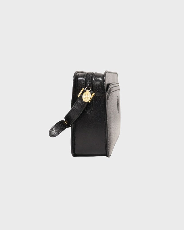 GUCCI インターロッキング ショルダーバッグ GUCCI インターロッキングレザーショルダーバッグ | Hedy