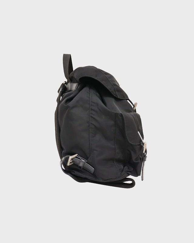 PRADA 三角ロゴ金具ナイロンリュック | Hedy
